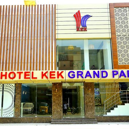 Hotel Kek Grand Park Chennai Zewnętrze zdjęcie