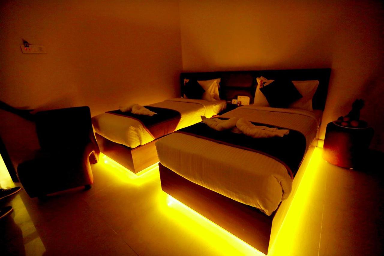 Hotel Kek Grand Park Chennai Zewnętrze zdjęcie