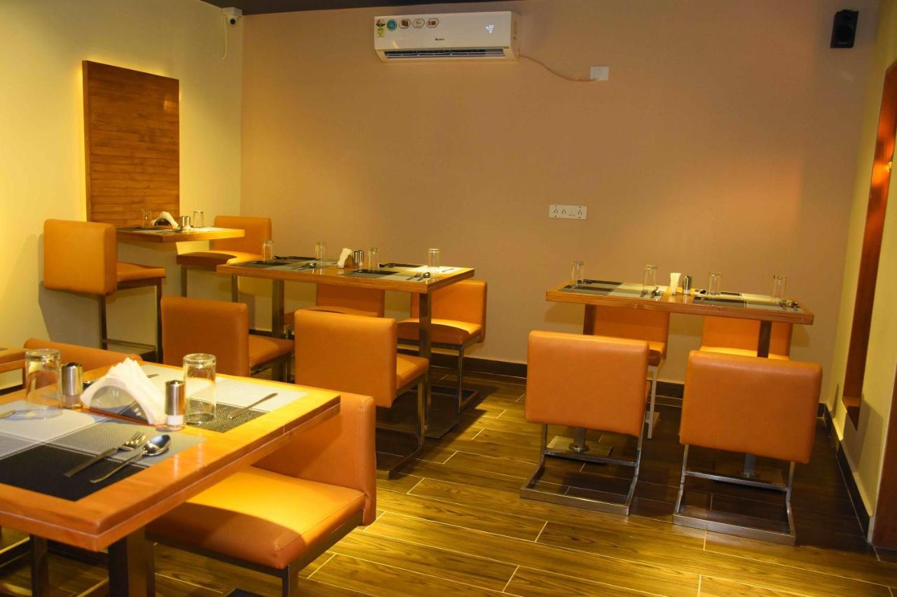 Hotel Kek Grand Park Chennai Zewnętrze zdjęcie